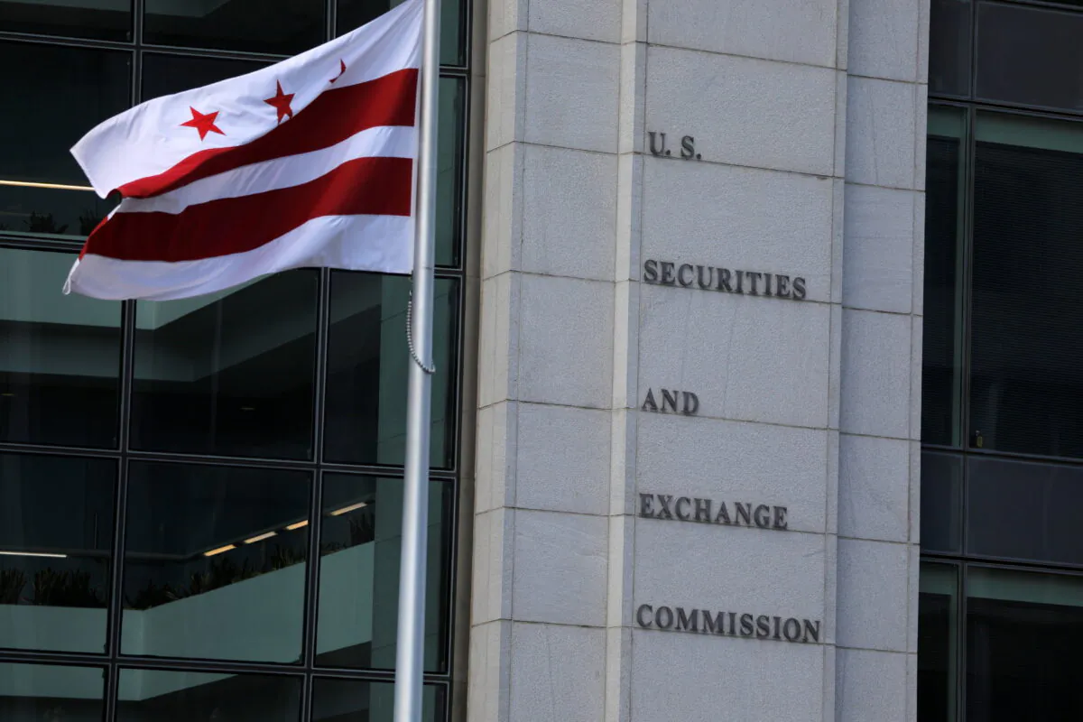 Signage at the headquarters of the Securities and Exchange Commission (SEC) in Washington, on May 12, 2021. (Andrew Kelly/Reuters)