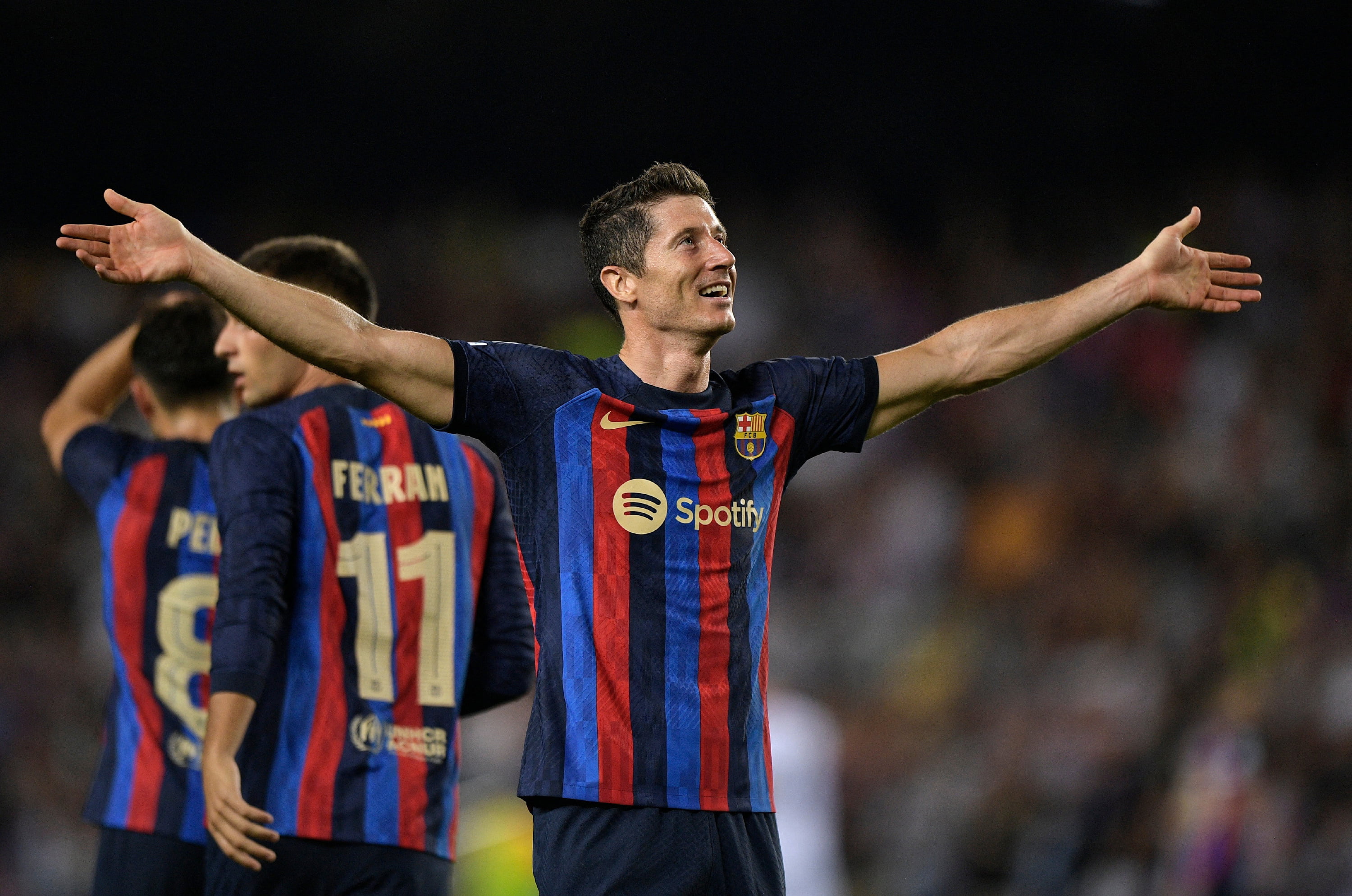Barcelona's Lewandowski Bags Hat-Trick in Champions League Bow - Vimarsana News
