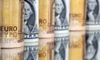 US Dollar Index Hits Highest Level in 2 Years, Euro Falls