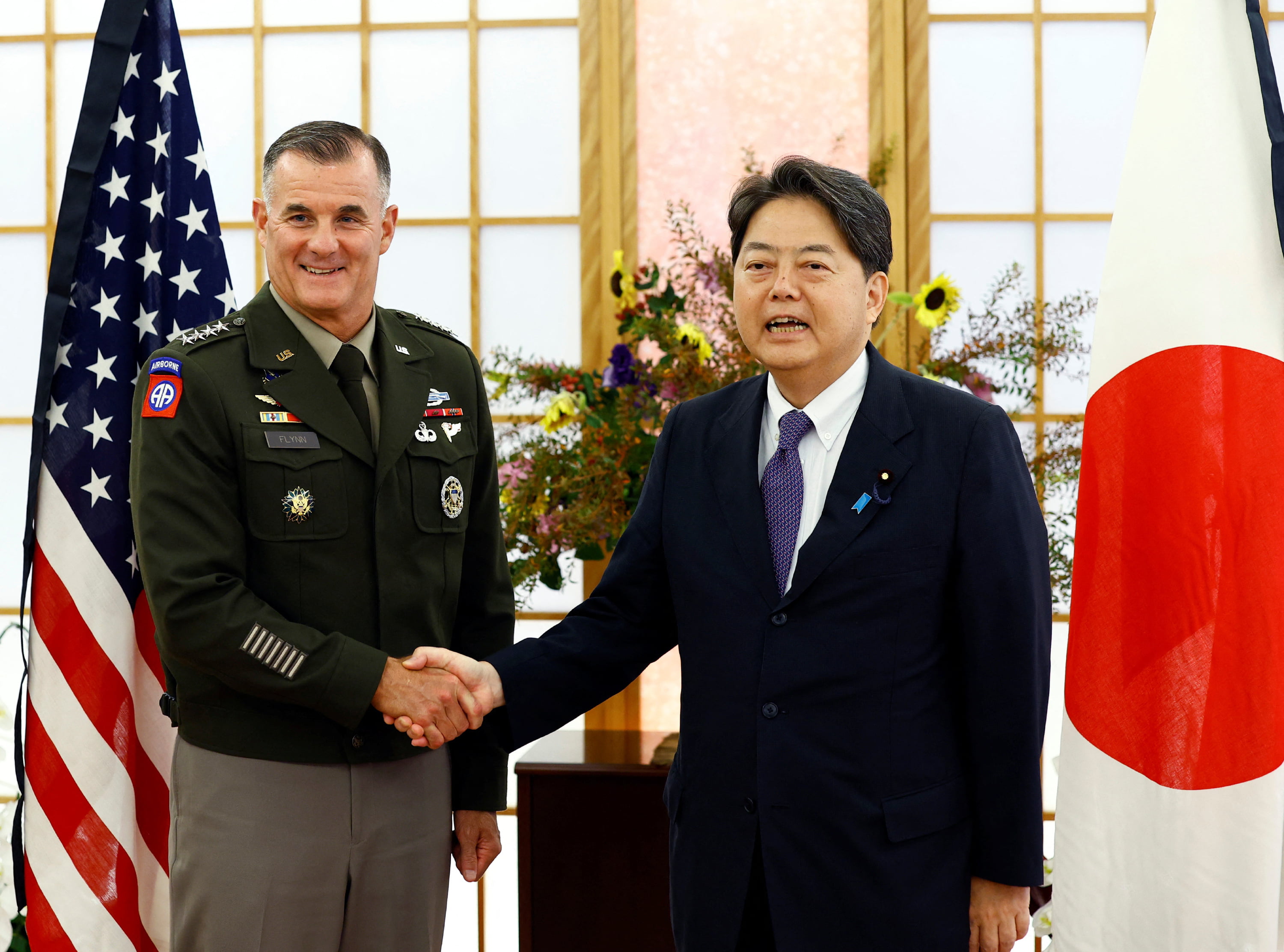 US Army's Pacific Commander Wants to Keep Rocket Launchers at Frontline Japanese Base - Vimarsana News