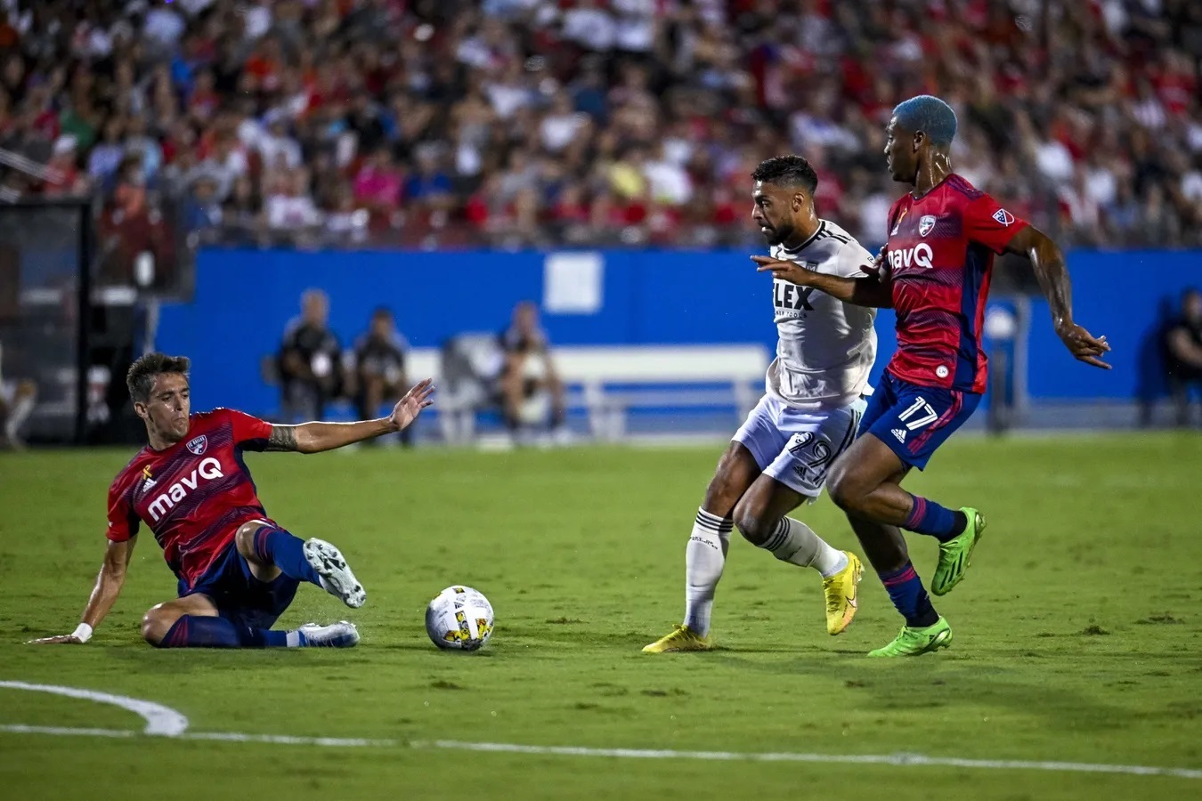 Jesus Ferreira's Late Brace Lifts FC Dallas Over Reeling LAFC - Vimarsana News