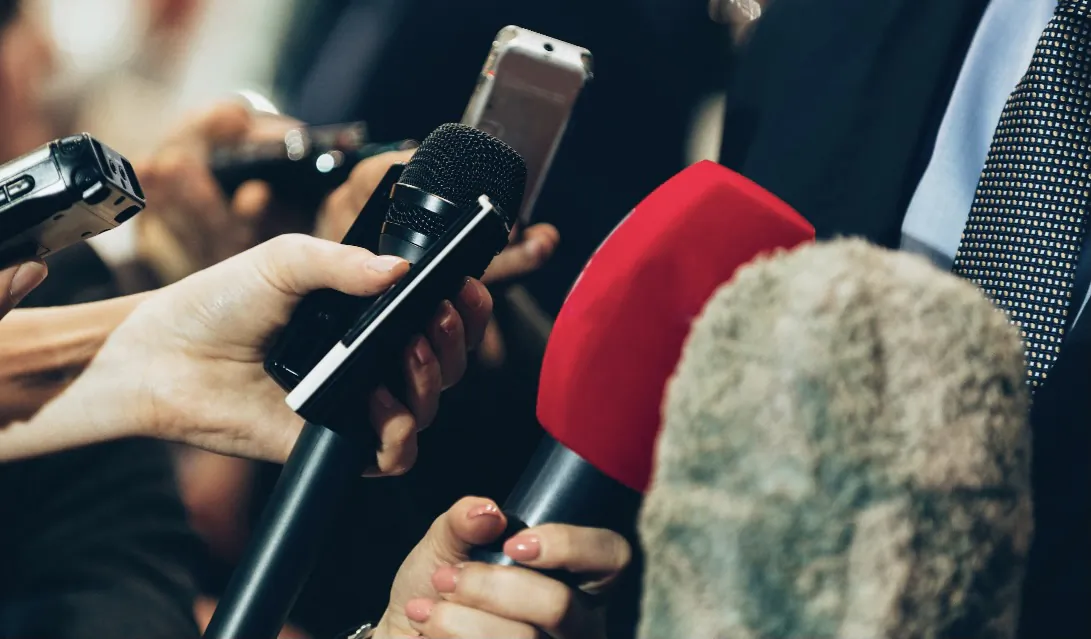 What the public still wants more than anything from reporters is accuracy and objectivity. (Shutterstock)