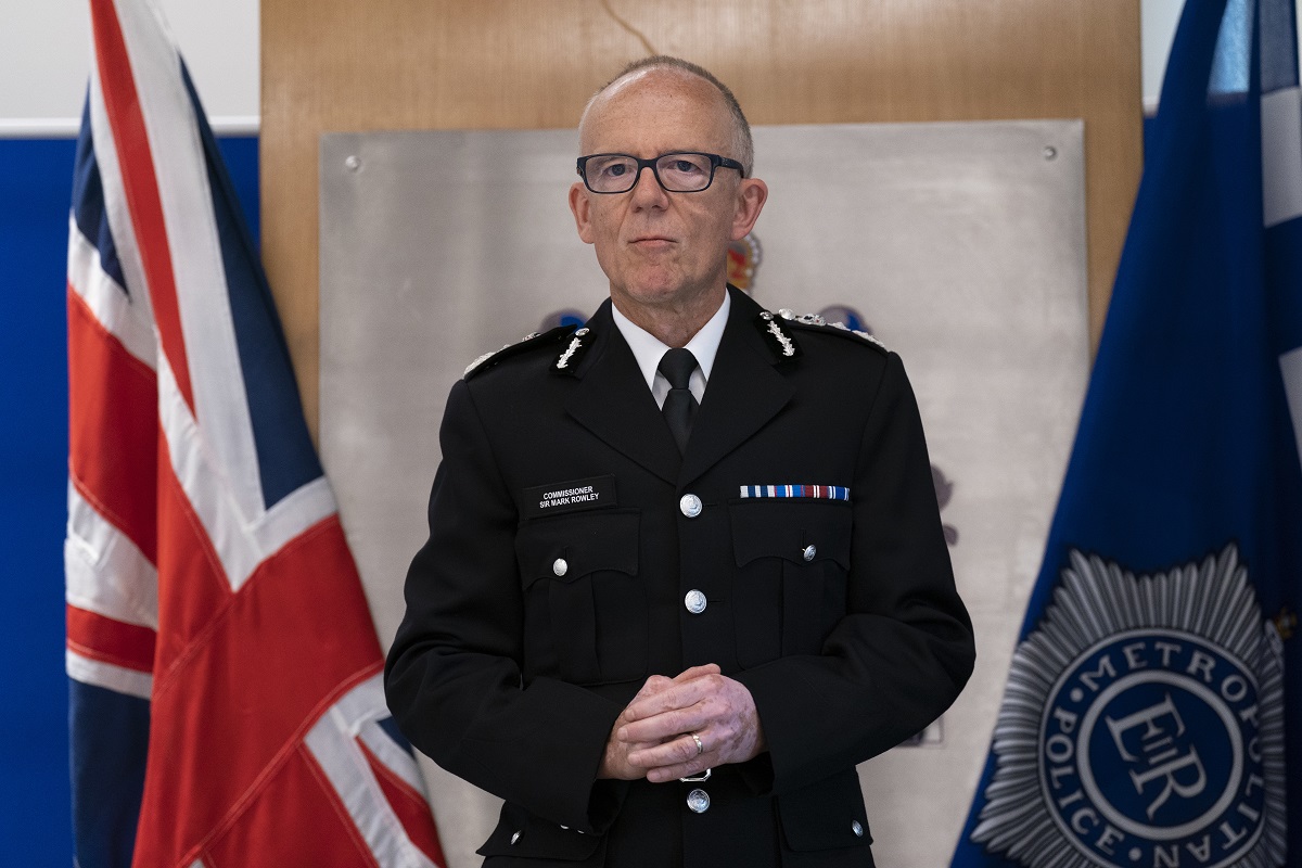 Met Police Chief Pledges to Root out 'Corrupting Behaviours' and Sack Hundreds - Vimarsana News