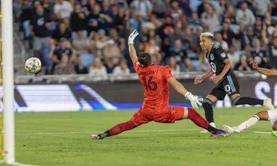 Vela Scores to Edge LAFC Closer to Top Playoff Seed, With 1–1 Draw Against Minnesota