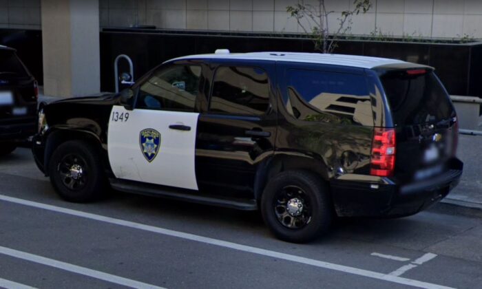 A police car in Oakland, Calif., in May 2022. (Google Maps/Screenshot via The Epoch Times)
