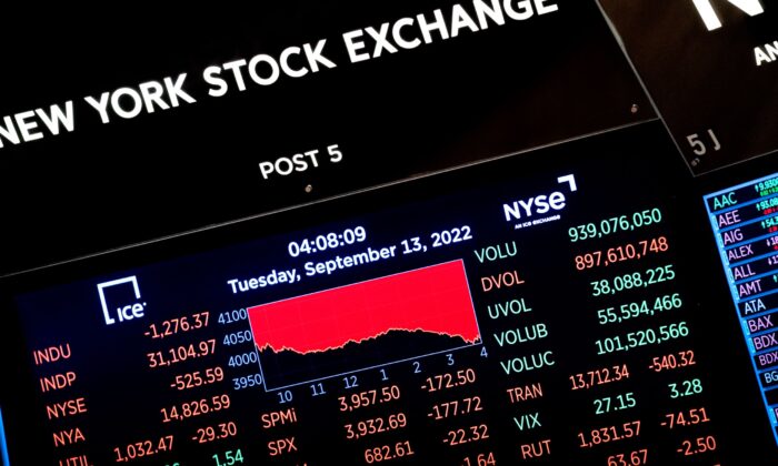 Statistics are displayed on a screen at the New York Stock Exchange on Sept. 13, 2022. (Julia Nikhinson/AP Photo)