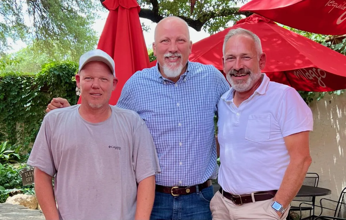 Scott Smith (L) and Jon Tigges (R) with Rep. Chip Roy (R-Texas) in Austin, Texas, on Aug. 24, 2022. (Courtesy of Jon Tigges)