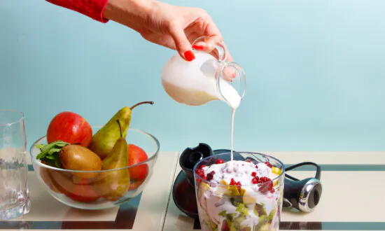 “Stunning” Study Reveals: Making This Simple Dietary Change Improves Gut Microbiome, Helps Prevent Inflammatory Diseases