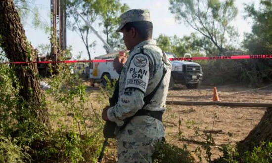 More than 120 Migrants Found in Abandoned Truck in Mexican Town Bordering Texas