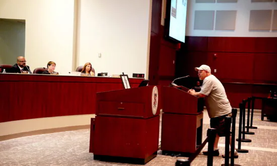 Loudoun County School Board Fires Superintendent Over What Grand Jury Says Is ‘Stunning Lack of Openness’