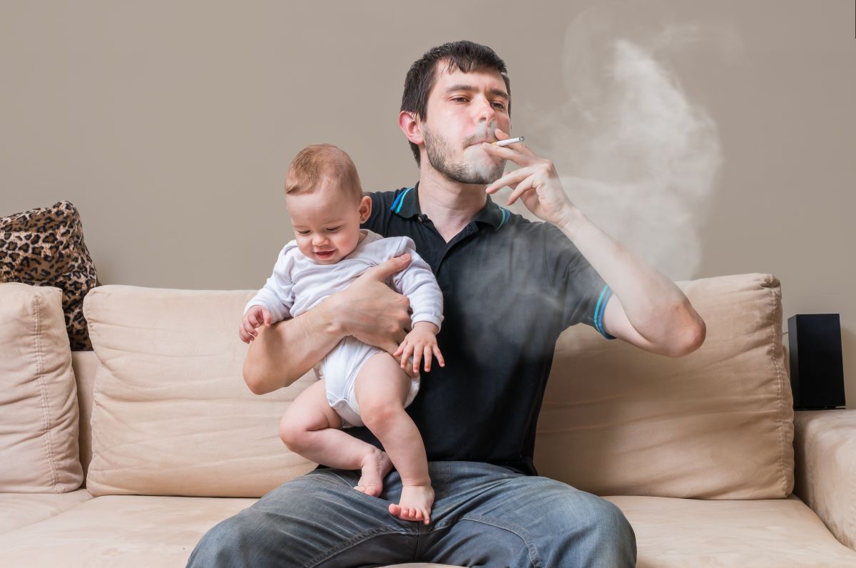 Passive Smoking a Potential Risk for Future Generations: Study - Vimarsana News