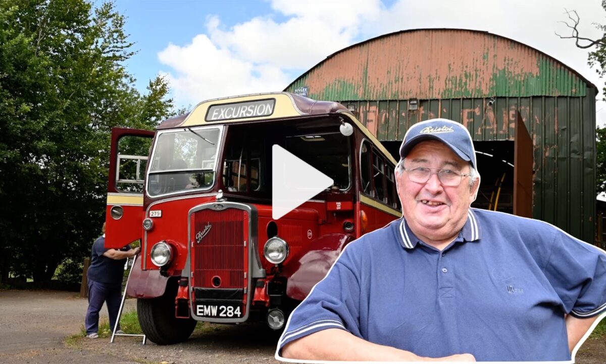 Retired Bus Driver Bought and Restored a 1949 Bus to Its Former Glory