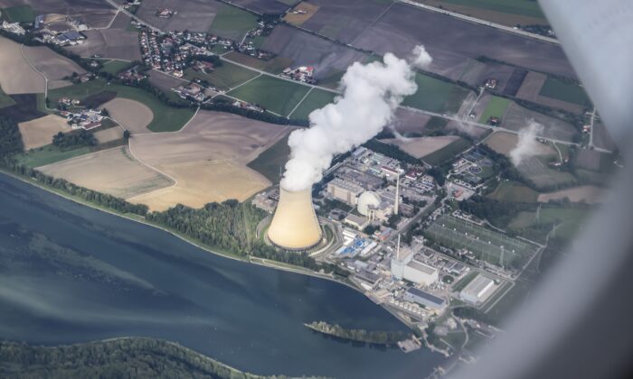 Steam gushes retired  of the cooling operation    of the Isar 2 atomic  powerfulness  works  successful  Essenbach, Germany, connected  Sept. 13, 2022. (Jan Woitas/dpa via AP)