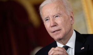 Biden Maintains Current 125,000 Cap on US Refugee Admissions