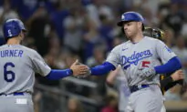 Freeman, Dodgers Beat Padres 8–4; Magic Number Down to 4