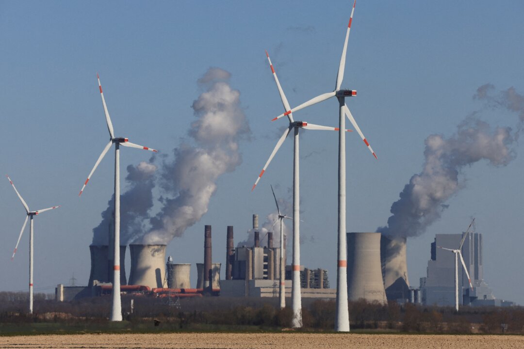 US Pays German Company $1.22 Billion to Cancel Wind Leases
