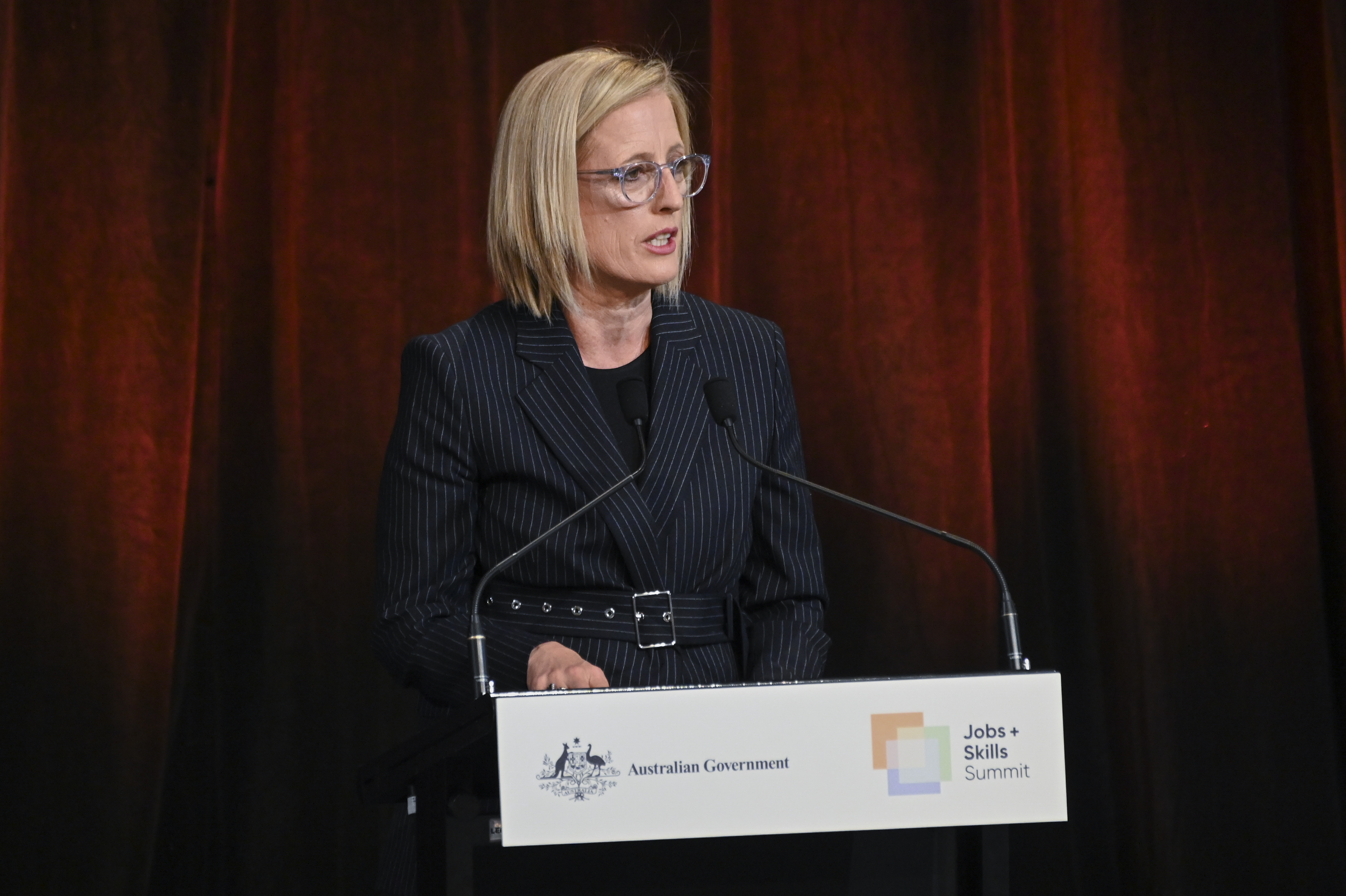 Australian Government to Focus on Reducing Women's Economic Disadvantage in May 9 Budget - Vimarsana News