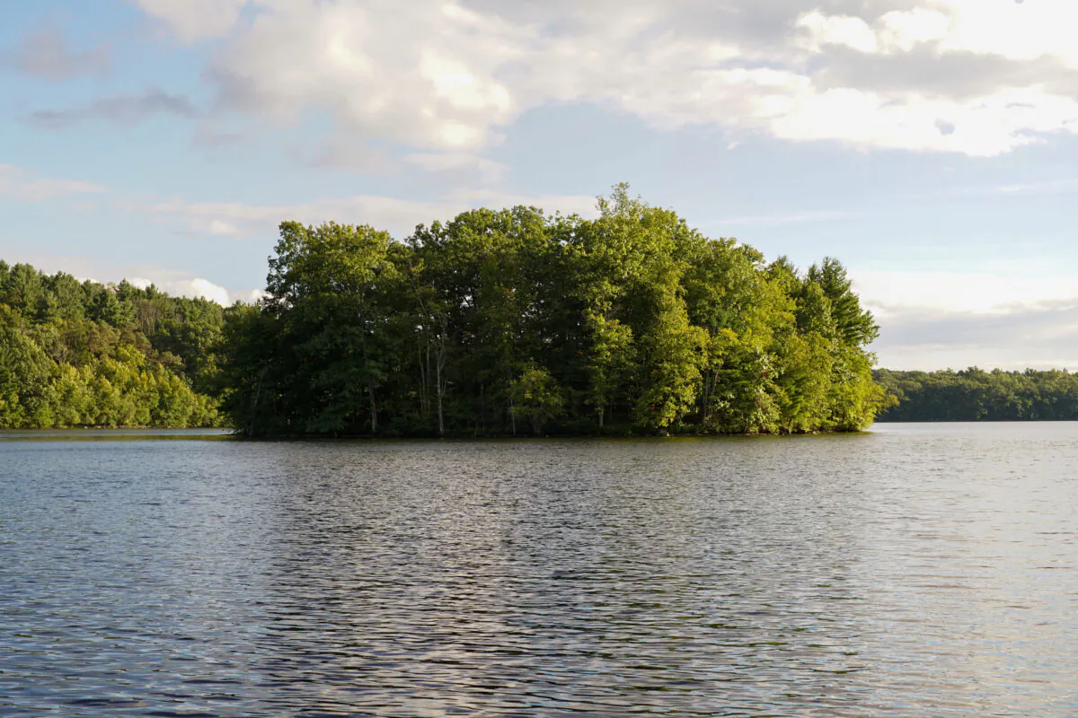A view of Highland Lake, one of three major reservoirs in Middletown, N.Y., on Sept. 20, 2022. (Cara Ding/The Epoch Times)