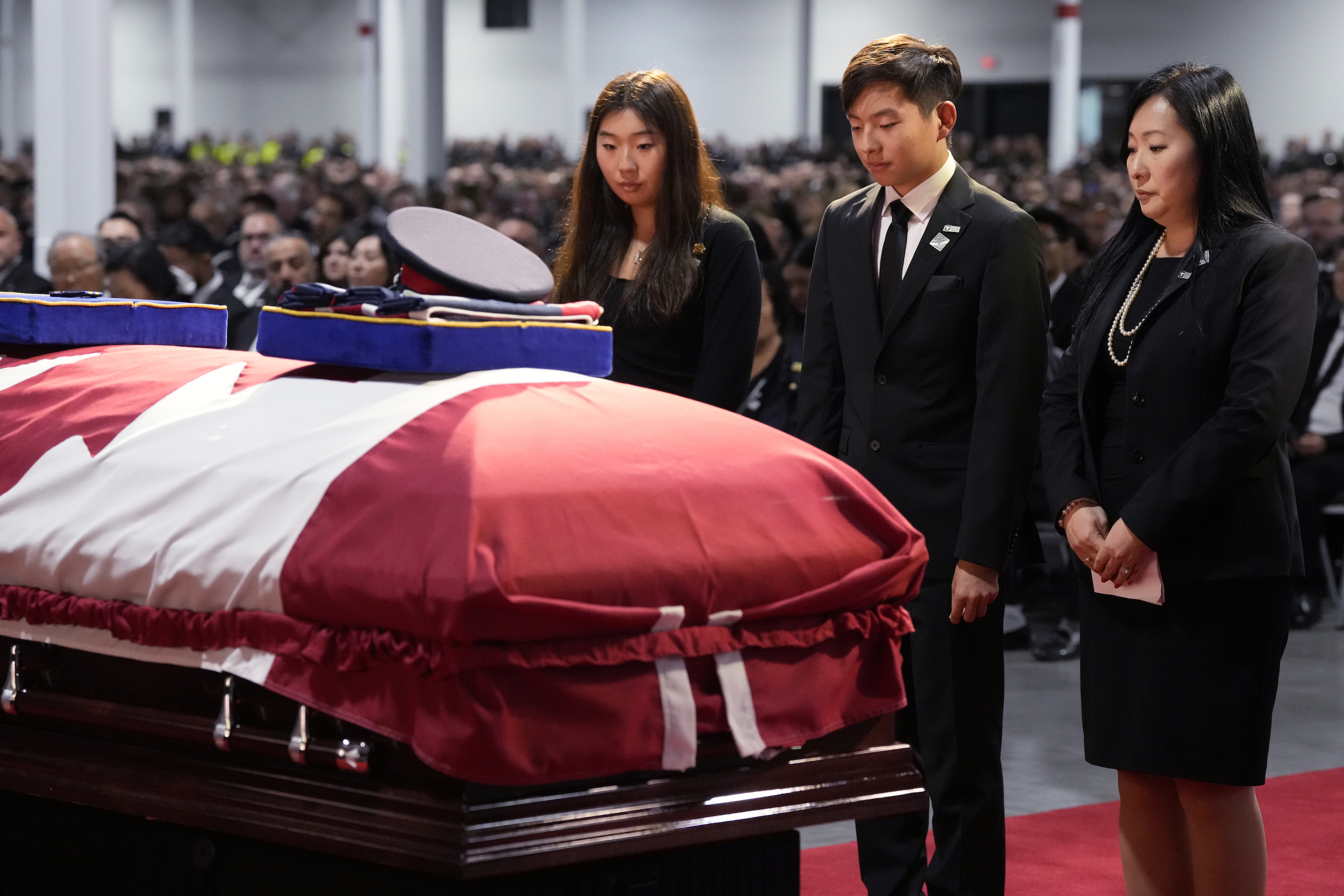 Thousands Honour Slain Toronto Police Officer Andrew Hong at Funeral - Vimarsana News