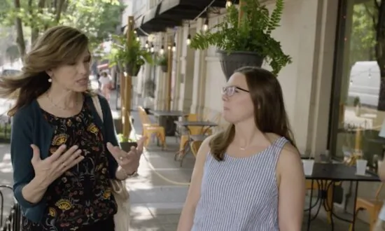 Young Mother Reveals US Education ‘Lies’ in New Film Aimed at Parents