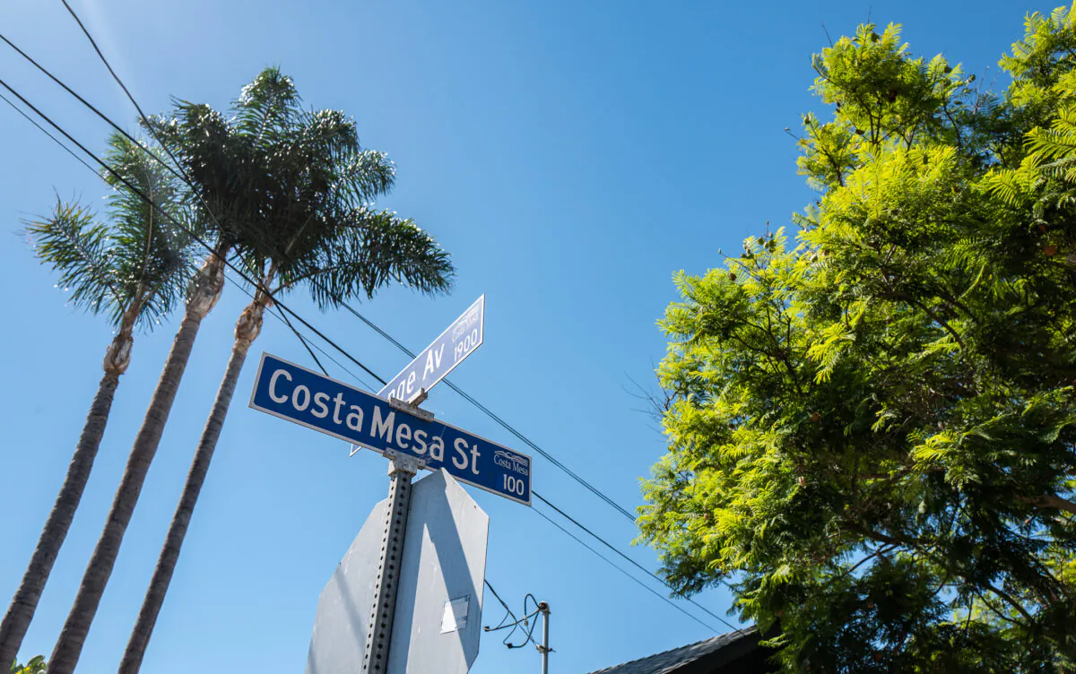 Costa Mesa Street in Costa Mesa, Calif., on Sept. 22, 2022. (John Fredricks/The Epoch tTmes)