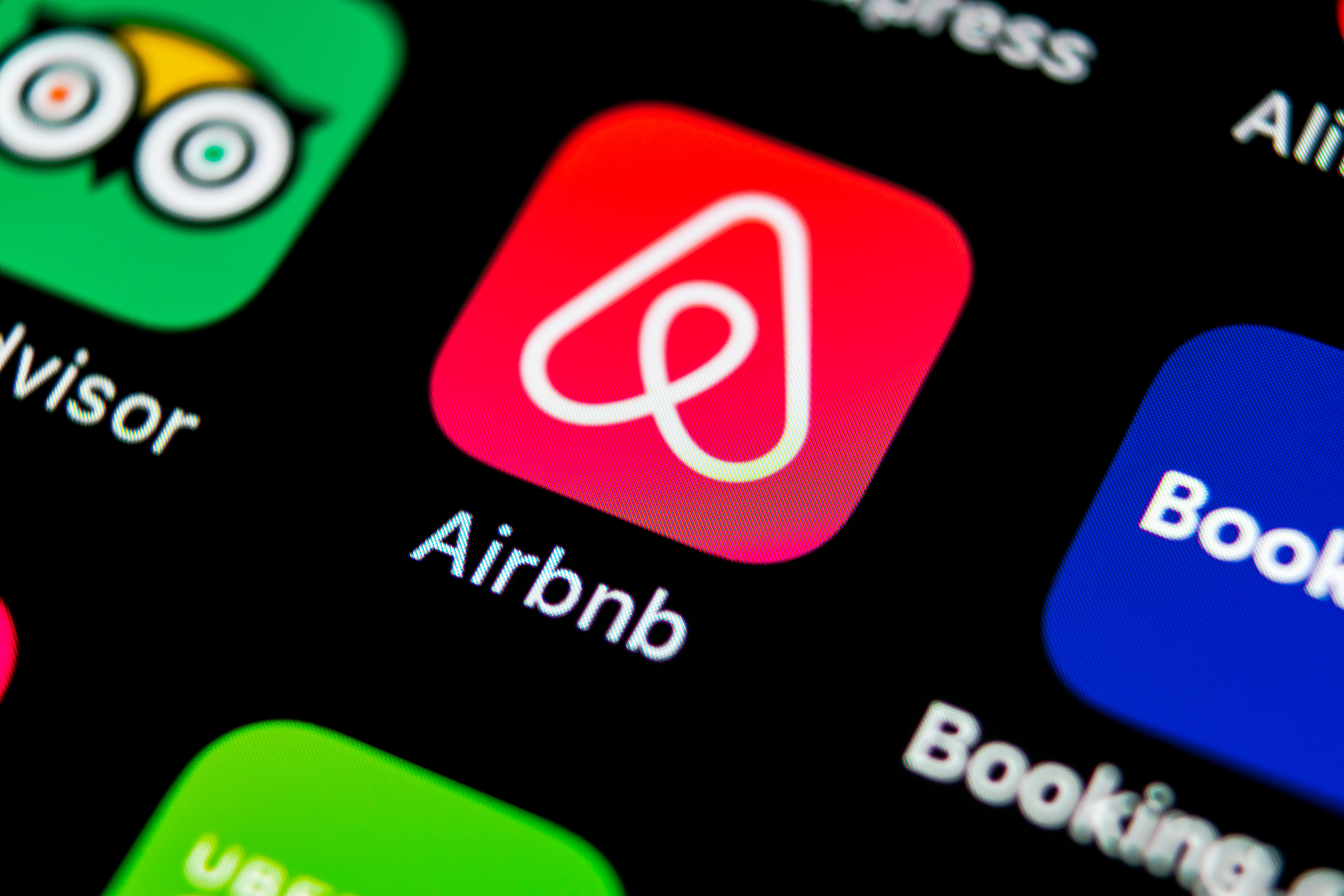 Airbnb Hosts Are Sick of Airbnb, Too - Vimarsana News