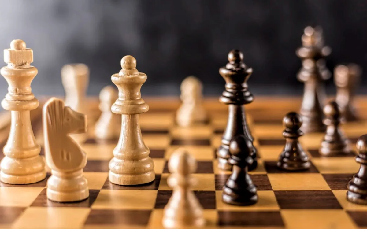 The simple game of chess teaches individuals many valuable lessons. (Dario A Sani/Shutterstock)