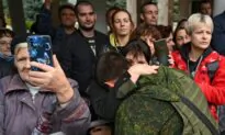 Unwilling Conscripts Weak Link in Russian Military