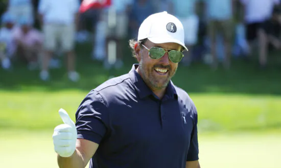 Phil Mickelson, 3 Others Take Names Off LIV’s Antitrust Suit