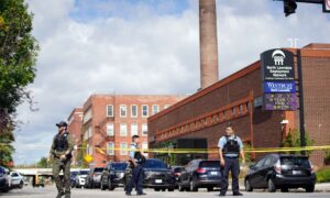 Hammered by Crime Wave, Chicago Faces Curbs on Pretrial Detention