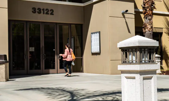 Jeanette Contreras Runs for Capistrano Unified Area 7
