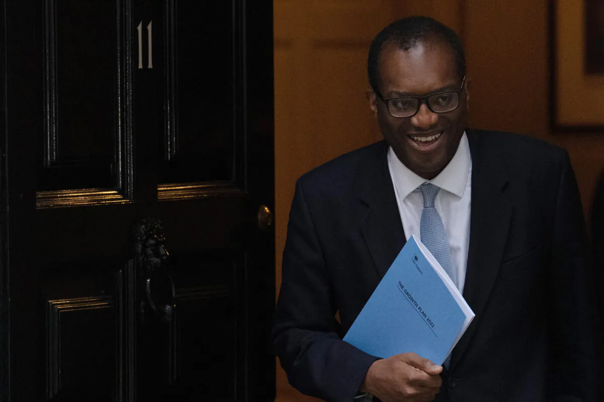 UK Chancellor of the Exchequer, Kwasi Kwarteng leaves 11 Downing Street in London on Sept. 23, 2022. (Carl Court/Getty Images)