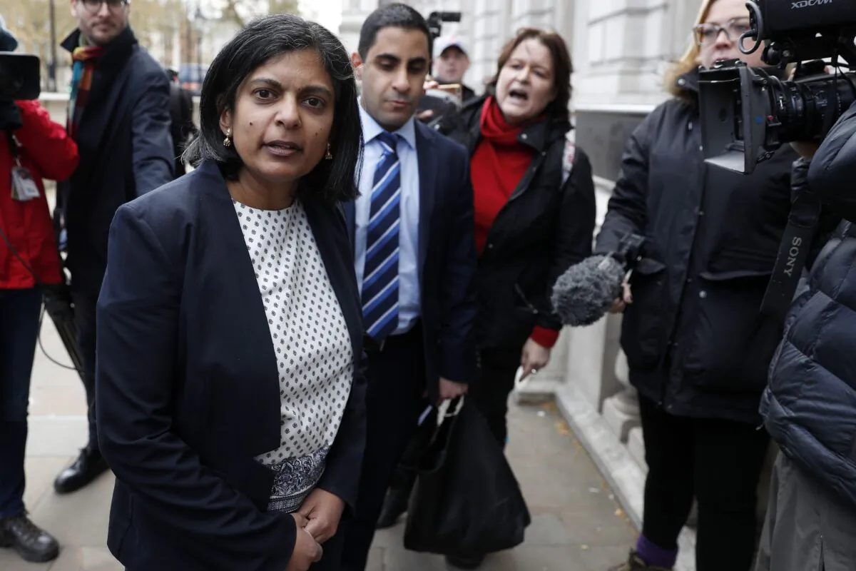 Labour MP Rupa Huq arrives at the Cabinet office in central London on April 4, 2019. (Adrian Dennis /AFP via Getty Images)