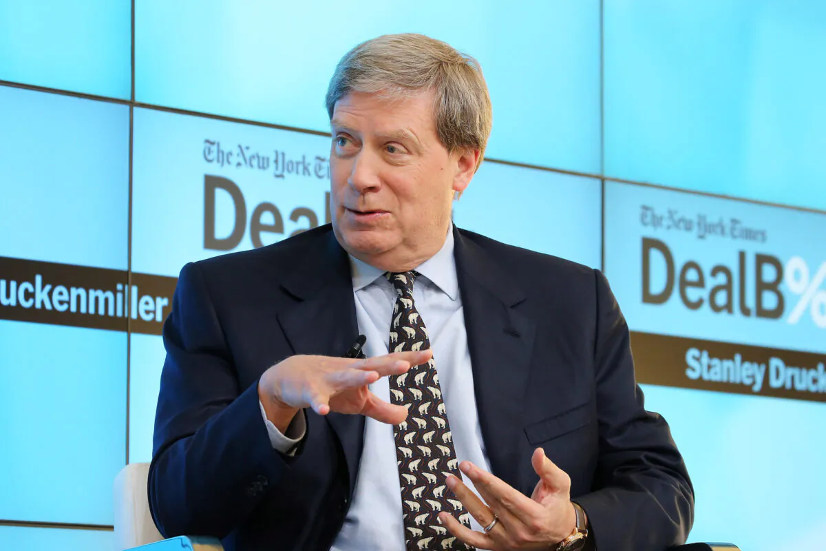 Billionaire investor Stanley Druckenmiller participates in a panel discussion in New York City, on Nov. 3, 2015. (Neilson Barnard/Getty Images)