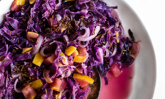 Cider-Braised Cabbage and Apples