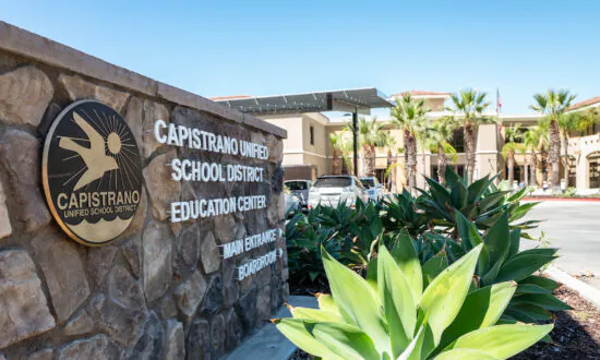 Capistrano School Board Candidate Campaigns to Bring Parents-First Perspective
