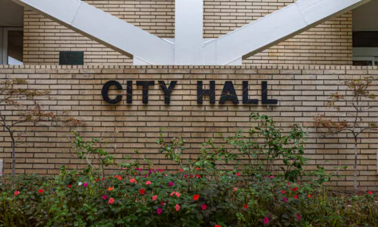 Local Activist Runs for Costa Mesa City Council