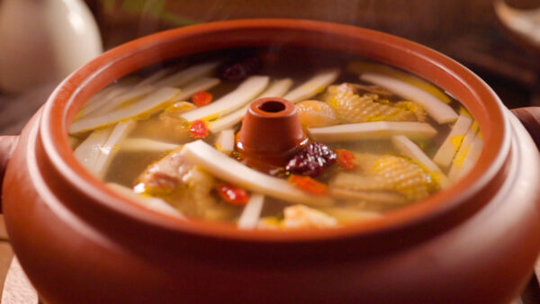 Healthy Antioxidant Coconut Chicken Soup With Goji Berry (Recipe+Video)