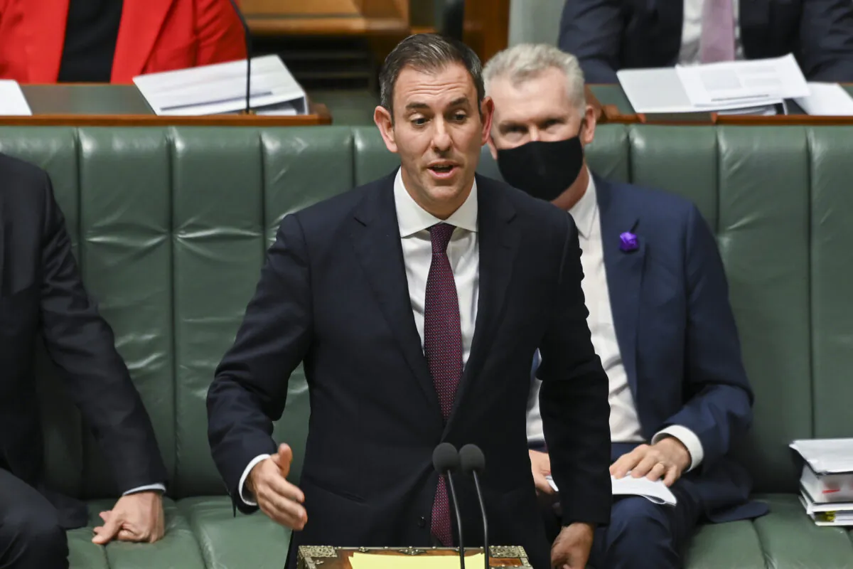 Australian Federal Treasurer Jim Chalmers MP speaks at Parliament House in Canberra, Australia, on July 28, 2022. (Martin Ollman/Getty Images)