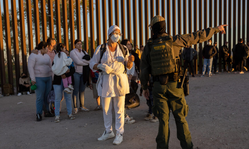 25% of Border Agents to Resign Next Year, Survey Finds.
