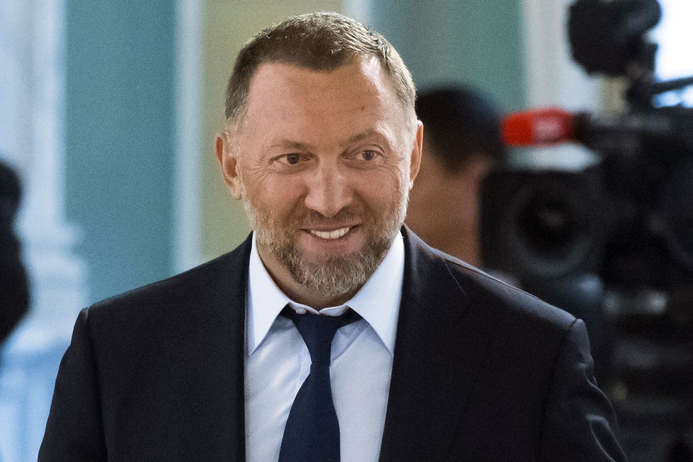 Russian oligarch charged in US evaded sanctions to deliver flowers to Canadian: FBI - Vimarsana News