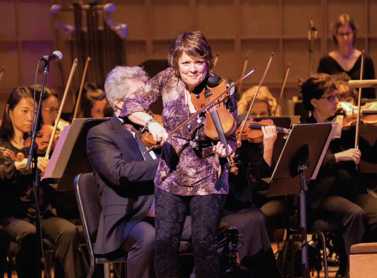Ivers has been a guest artist with
prominent orchestras such as the
London Symphony Orchestra and
the Boston Pops Orchestra. (Courtesy of Eileen Ivers)