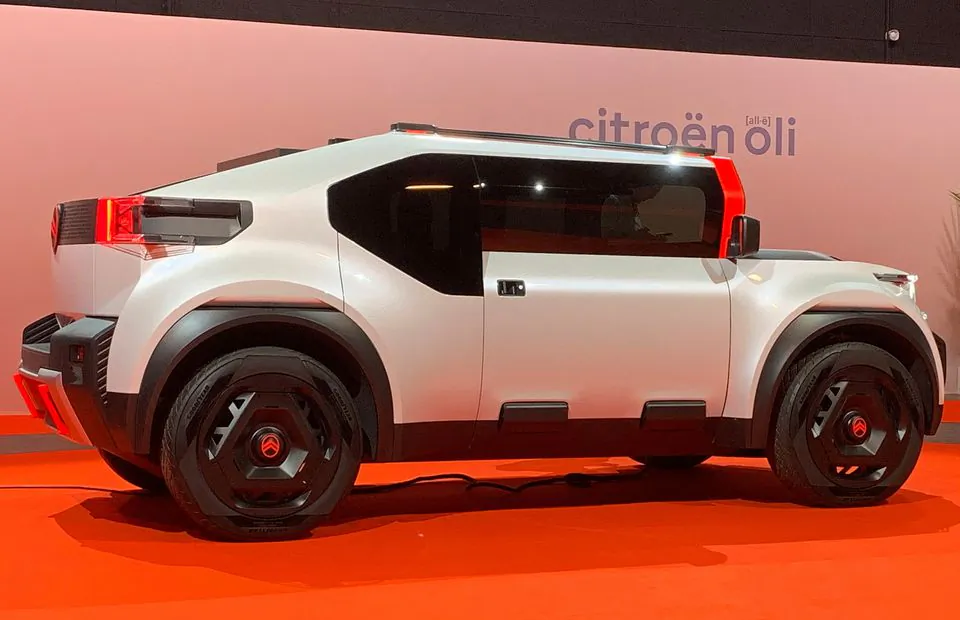The Citroën Oli concept car, with its cardboard roof and hood, is seen during a presentation to the media in La Plaine-Saint-Denis near Paris, France, on Aug. 31, 2022. (Reuters/Gilles Guillaume)