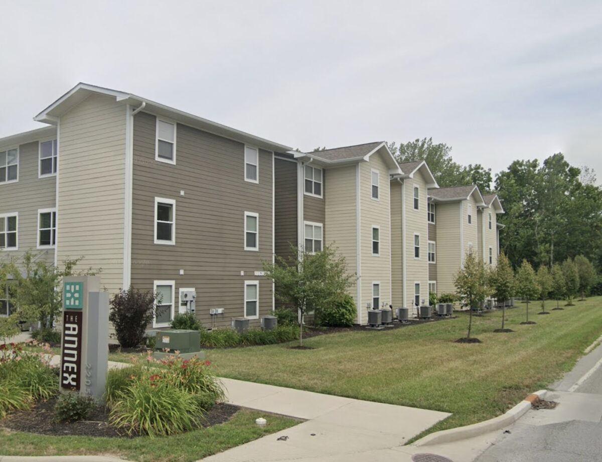 Indiana Residents Wrest Gun From Armed Robber Who Broke In, Then Hold