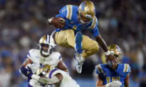 Thompson-Robinson Leads UCLA Past No. 15 Washington, 40–32