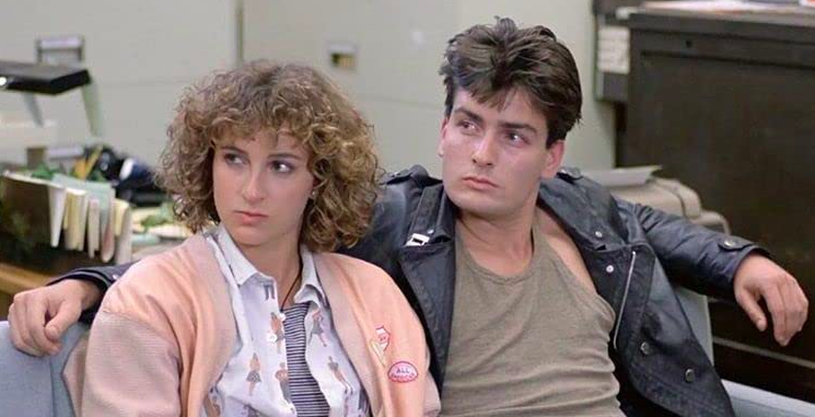 boy and girl on a couch in Ferris Bueller's Day Off