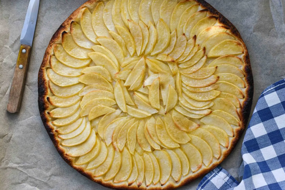 This easy tart features a flaky crust, crisp, caramelized edges, and rings of tender, sweet-tart apple slices. (Audrey Le Goff)