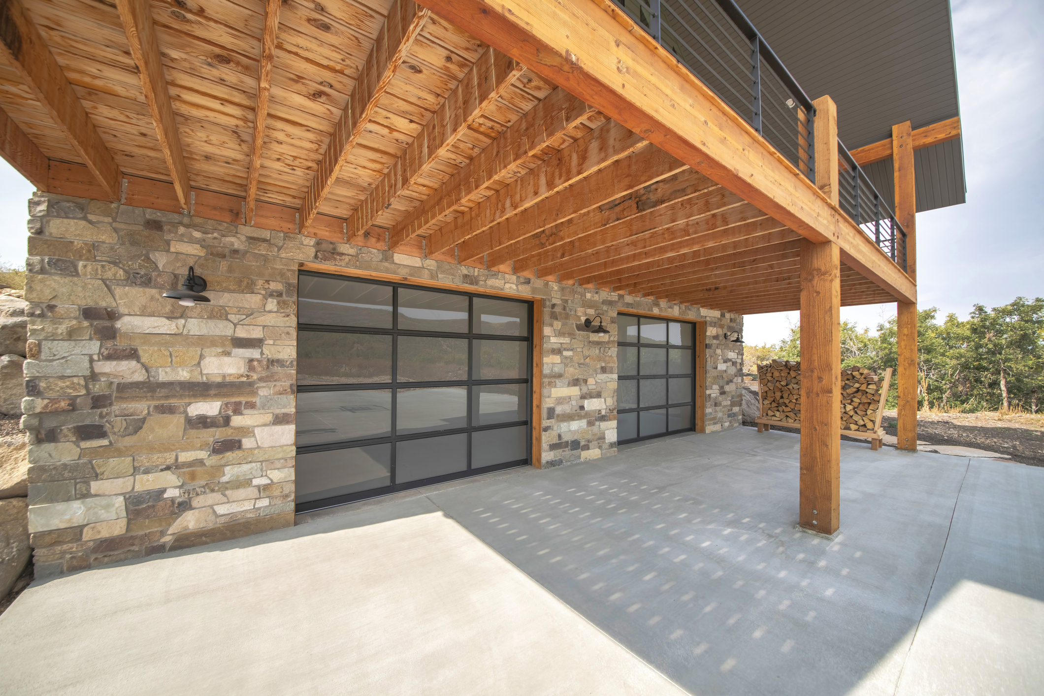 Install an Underdeck Ceiling - Vimarsana News