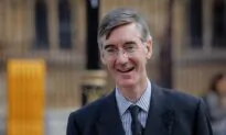 Cabinet Wasn’t Told of Evidence in Favour of Shortening COVID-19 Quarantine, Rees-Mogg Says