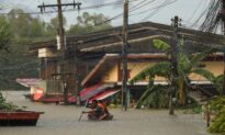 Heavy Rain Swells Rivers, Causing Floods in Much of Thailand